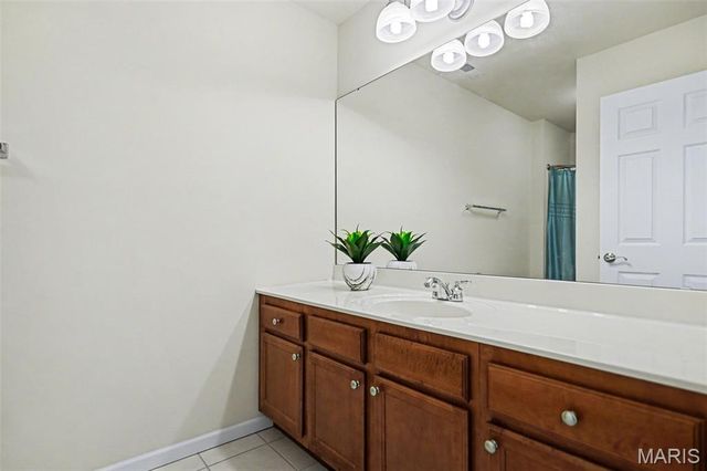 2377 Spring Mill Estates Drive, St Charles, MO 63303