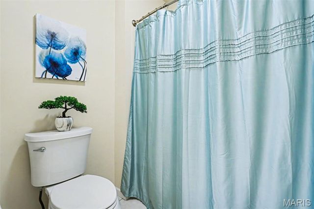 2377 Spring Mill Estates Drive, St Charles, MO 63303