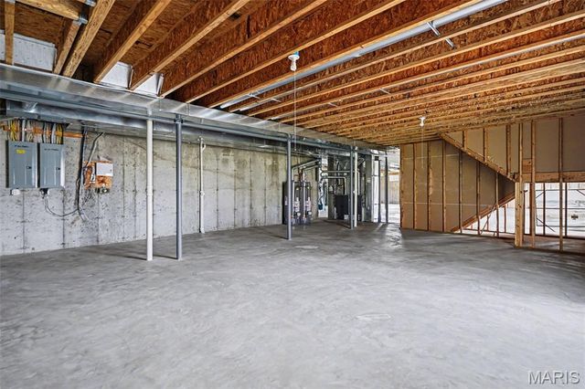 2377 Spring Mill Estates Drive, St Charles, MO 63303