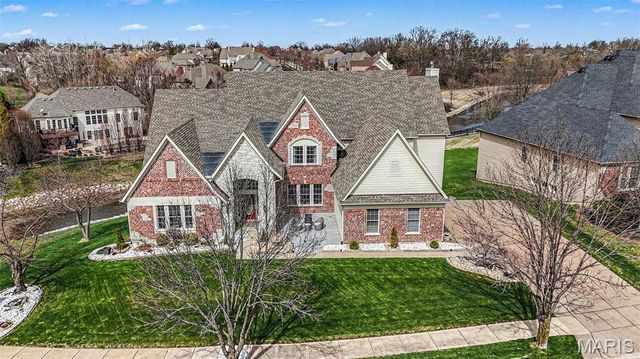 2377 Spring Mill Estates Drive, St Charles, MO 63303