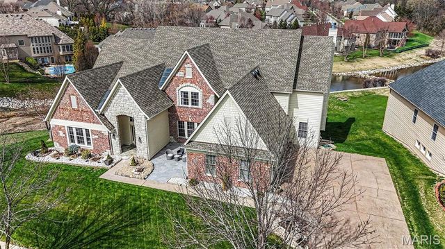 2377 Spring Mill Estates Drive, St Charles, MO 63303