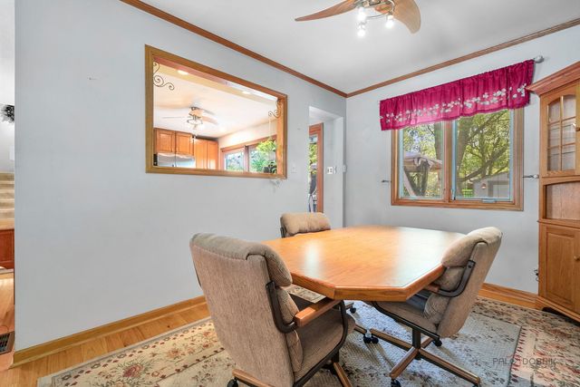 615 E Golf Road, Libertyville, IL 60048