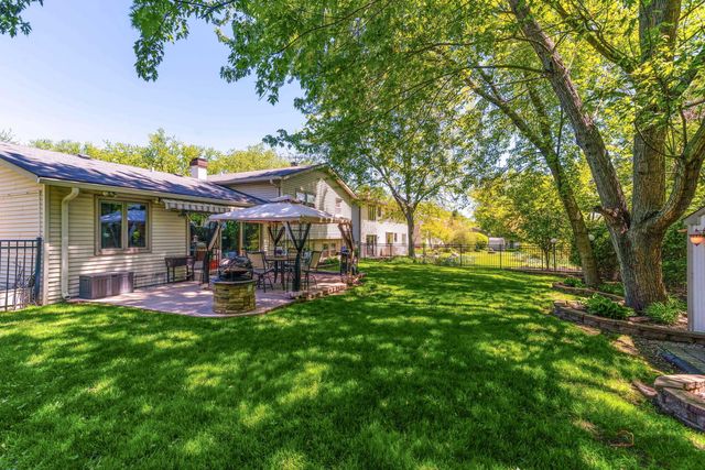 615 E Golf Road, Libertyville, IL 60048
