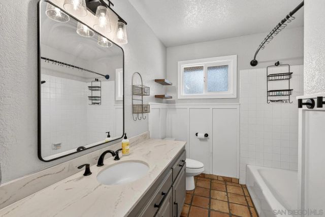 4515 Baja Mission Road, Fallbrook, CA 92028