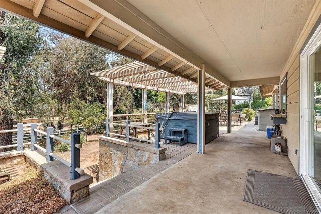 4515 Baja Mission Road, Fallbrook, CA 92028