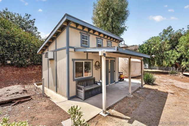 4515 Baja Mission Road, Fallbrook, CA 92028