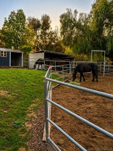 4515 Baja Mission Road, Fallbrook, CA 92028