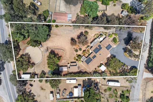 4515 Baja Mission Road, Fallbrook, CA 92028