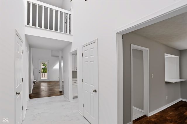 328 Sandbrook Drive, Noblesville, IN 46062