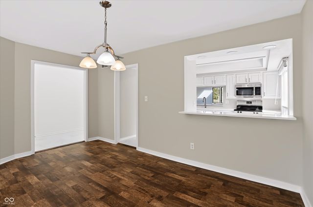 328 Sandbrook Drive, Noblesville, IN 46062