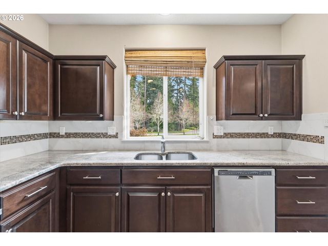 5595 Ne AZORES Ct, Hillsboro, OR 97124