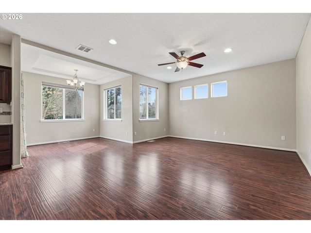 5595 Ne AZORES Ct, Hillsboro, OR 97124