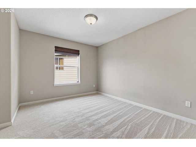 5595 Ne AZORES Ct, Hillsboro, OR 97124