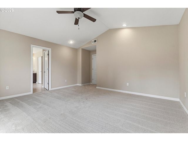 5595 Ne AZORES Ct, Hillsboro, OR 97124