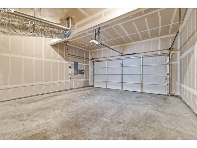 5595 Ne AZORES Ct, Hillsboro, OR 97124