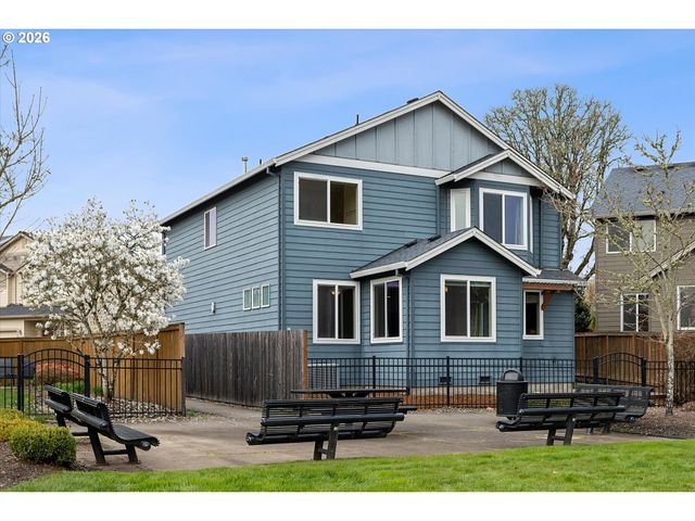 5595 Ne AZORES Ct, Hillsboro, OR 97124