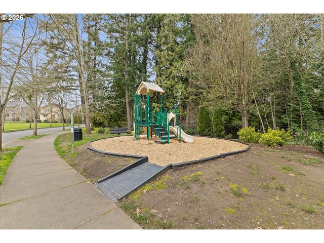 5595 Ne AZORES Ct, Hillsboro, OR 97124