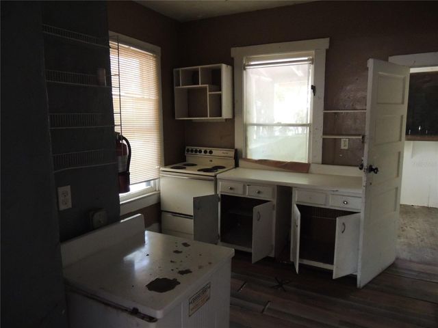 1322 NW 12TH STREET, Gainesville, FL 32601