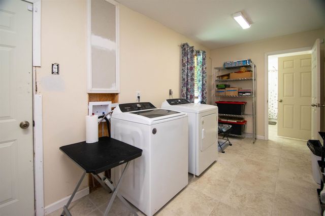 206 Harris St, Chauvin, LA 70344