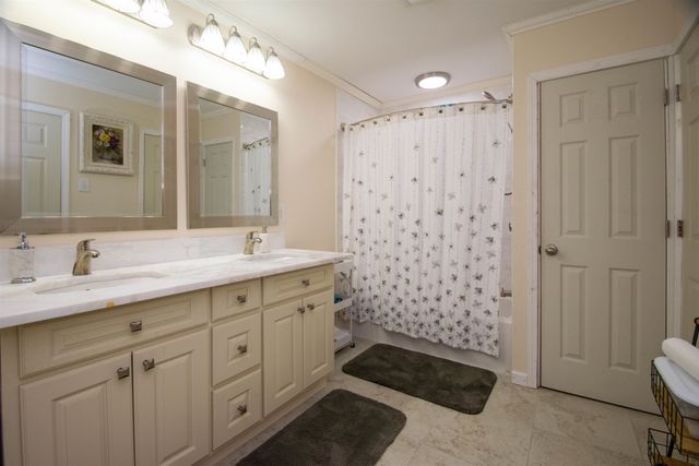 206 Harris St, Chauvin, LA 70344