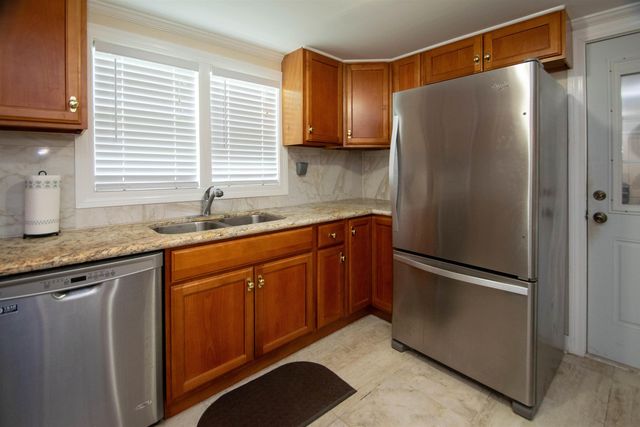 206 Harris St, Chauvin, LA 70344