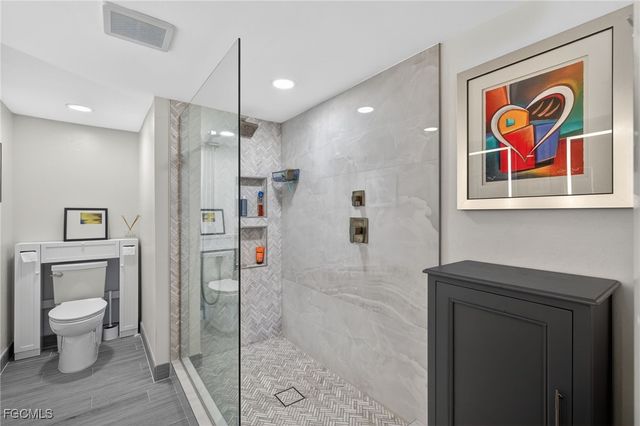 4711 S Landings DR, Fort Myers, FL 33919