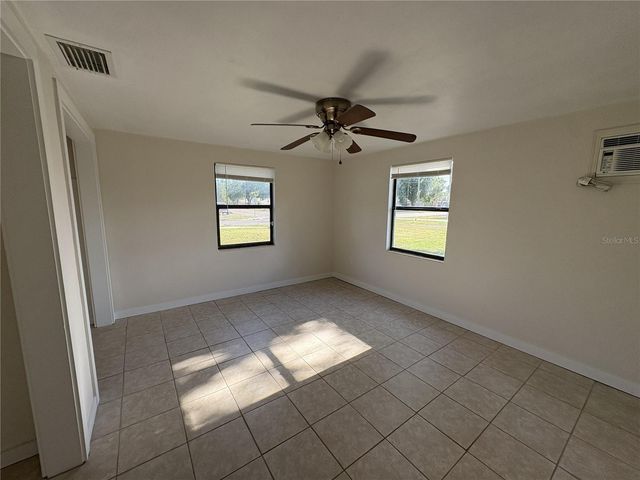 107 W GOLF LINKS AVENUE, Eustis, FL 32726