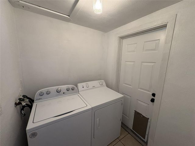 107 W GOLF LINKS AVENUE, Eustis, FL 32726