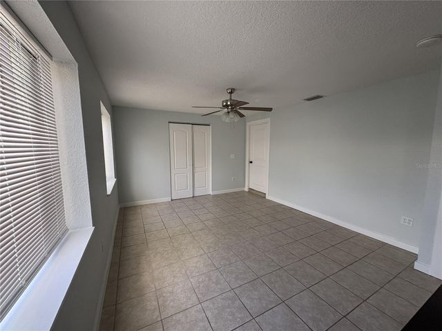 107 W GOLF LINKS AVENUE, Eustis, FL 32726