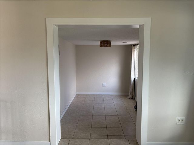 107 W GOLF LINKS AVENUE, Eustis, FL 32726