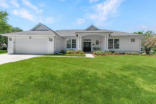 1901 PARK FOREST BOULEVARD, Mount Dora, FL 32757