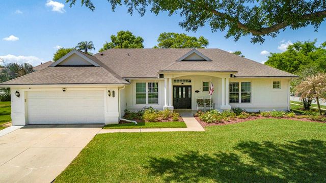1901 PARK FOREST BOULEVARD, Mount Dora, FL 32757