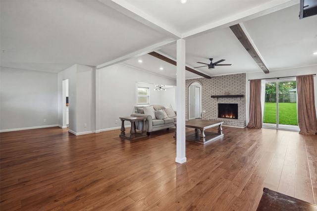 5221 Elkridge Drive, Dallas, TX 75227