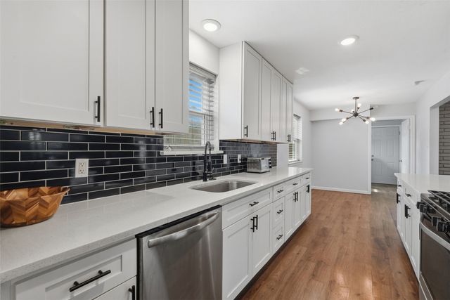 5221 Elkridge Drive, Dallas, TX 75227