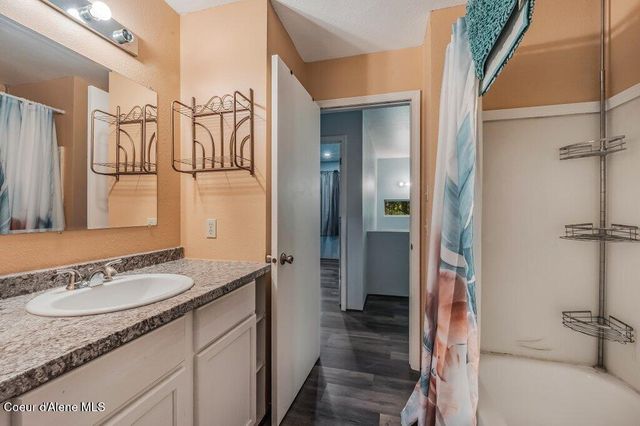 94 Lochsa Ln, Kingston, ID 83839