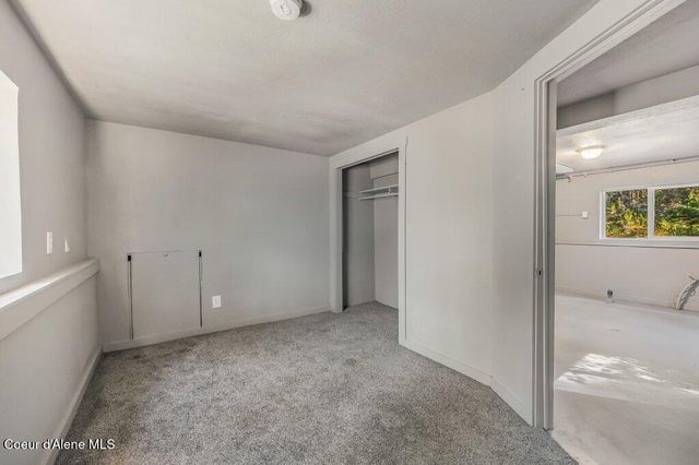 94 Lochsa Ln, Kingston, ID 83839