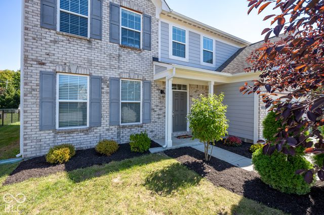 7627 Sly Fox Drive, Indianapolis, IN 46237