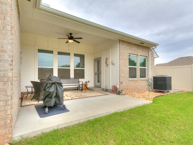 2047 Turtle Creek Way, Norman, OK 73071
