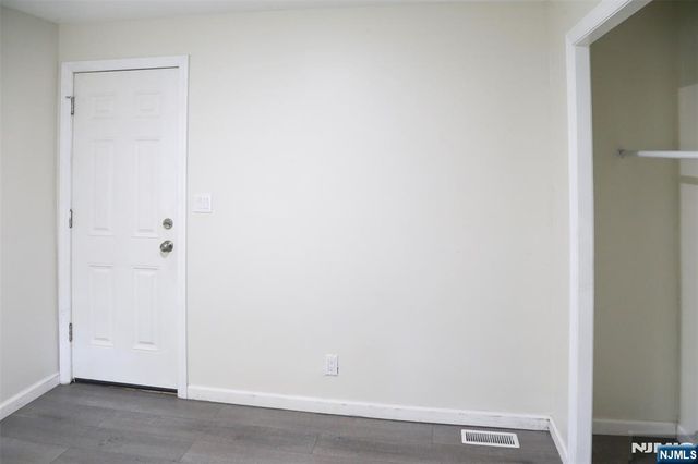 271 Washington Street, Orange, NJ 07050