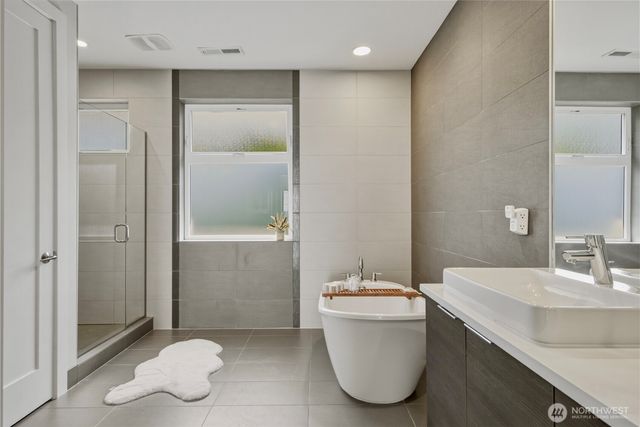 4282 131st Place SE, Bellevue, WA 98006