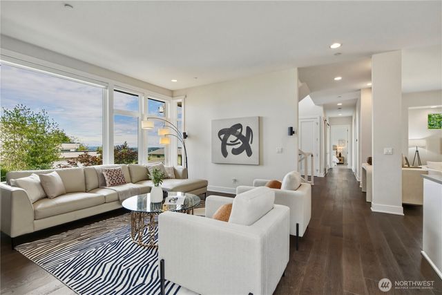 4282 131st Place SE, Bellevue, WA 98006