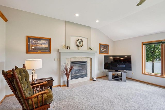 638 Windsor Terrace, Jefferson, WI 53549