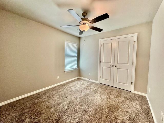 828 E Barajas Terrace, Mustang, OK 73064