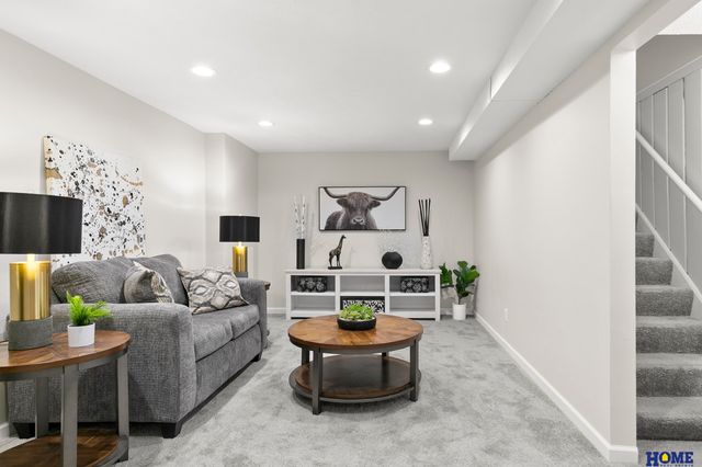 2132 S 37th Street, Lincoln, NE 68506