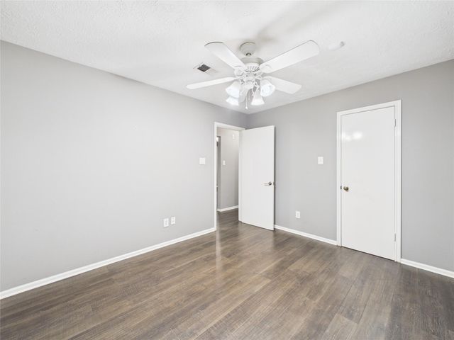3718 Brookwood Drive, La Porte, TX 77571