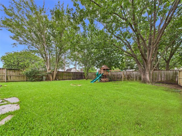 3718 Brookwood Drive, La Porte, TX 77571
