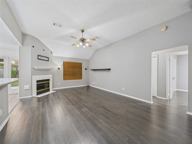 3718 Brookwood Drive, La Porte, TX 77571