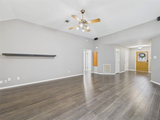 3718 Brookwood Drive, La Porte, TX 77571