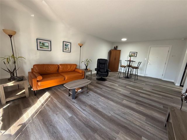 22302 VICK STREET 215, Punta Gorda, FL 33980