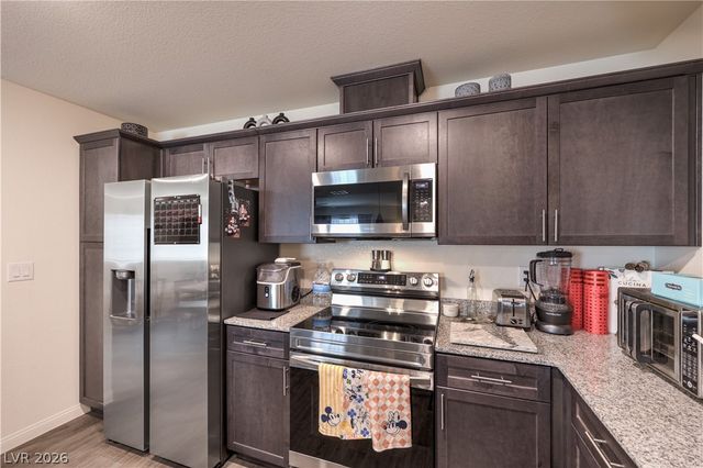 6816 Citron Mist Court, North Las Vegas, NV 89086